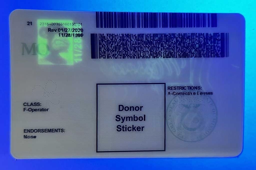 27 Missouri Driver License(New MO O21) - Image 2